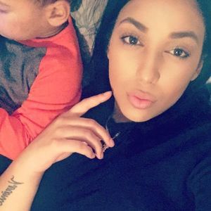 Meet your Posher, Edith